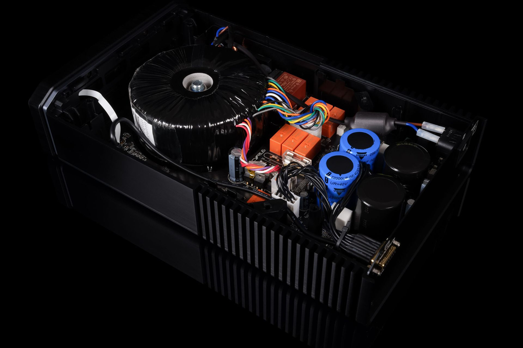 Cyrus 40 PSU Interior-Hero-large.webp